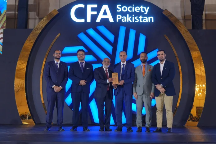 Meezan Bank award Meezan Bank award